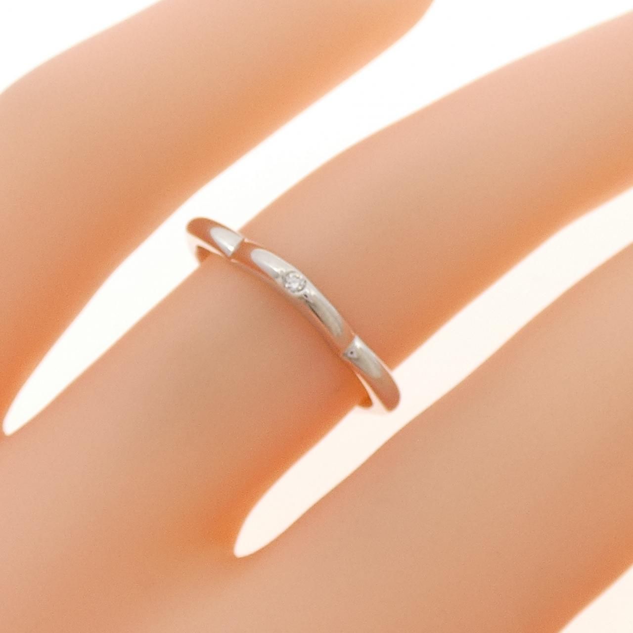 Chanel Camellia Ring White Gold — view 5