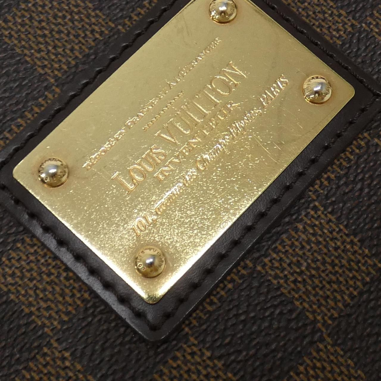 Louis Vuitton Damier Hampstead PM Bag — view 5