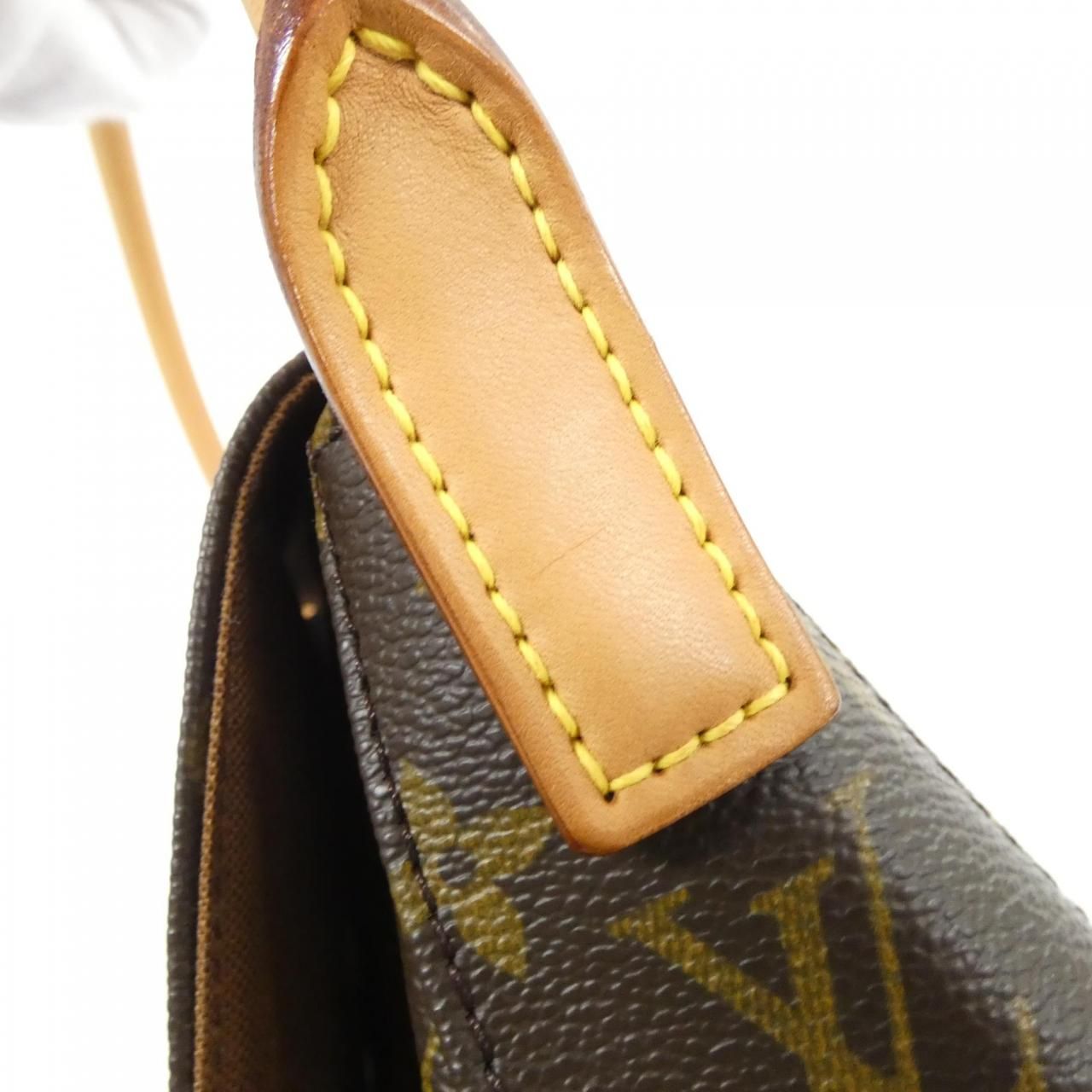 Louis Vuitton Monogram Mini Looping Shoulder Bag — view 4