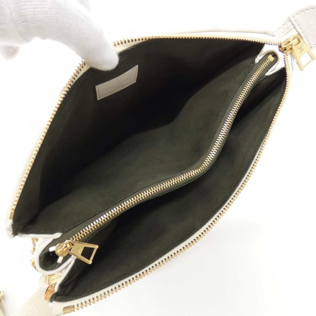 Louis Vuitton Cousin PM Shoulder Bag — view 9