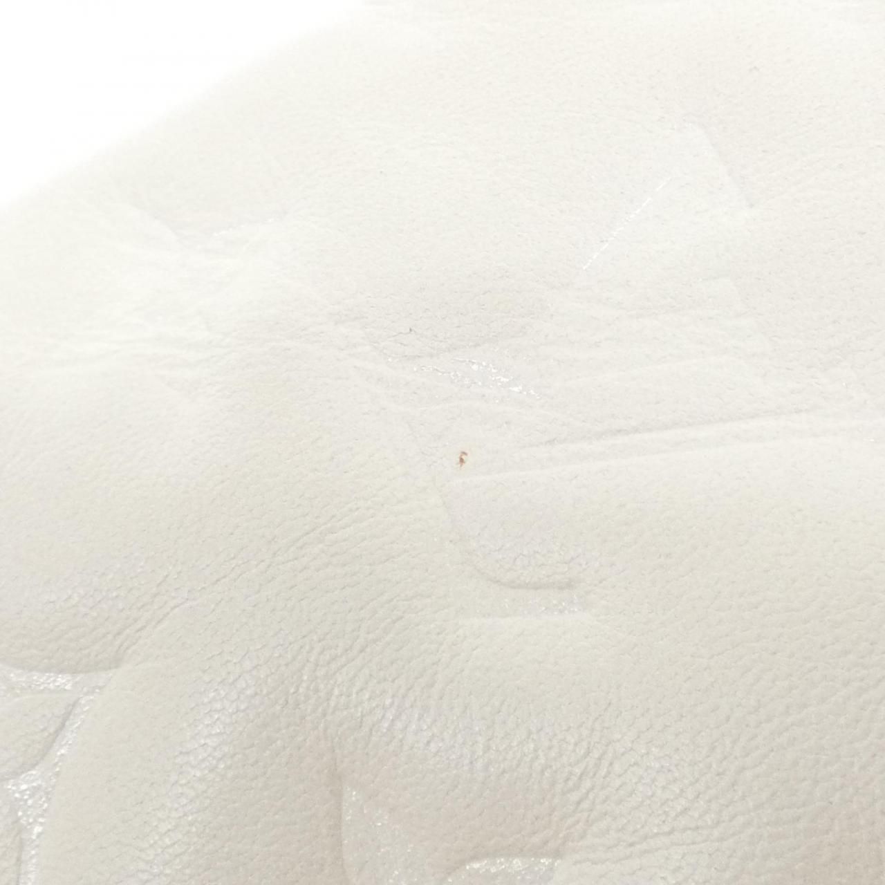 Louis Vuitton Cousin PM Shoulder Bag — view 5
