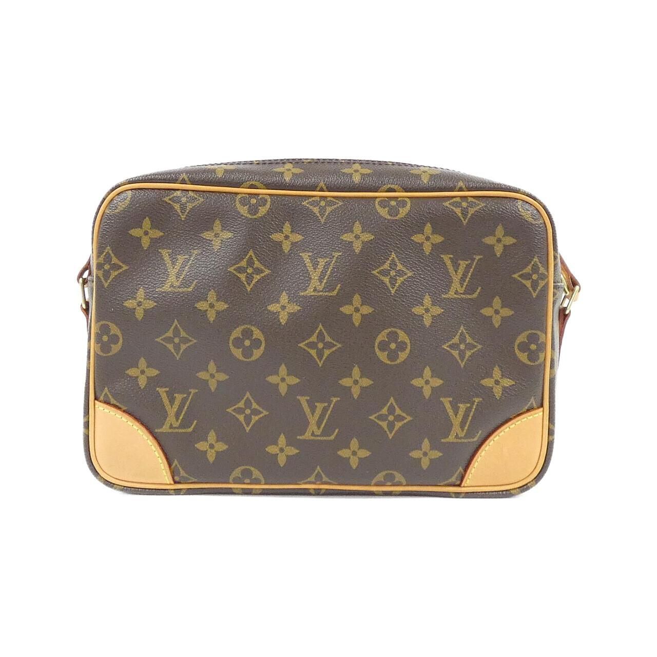 Louis Vuitton Monogram Trocadero 27 cm Shoulder Bag — view 2