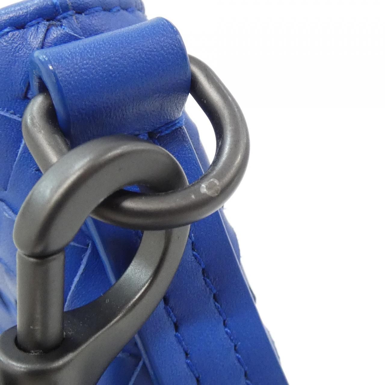 Bottega Veneta Shoulder Bag — view 6