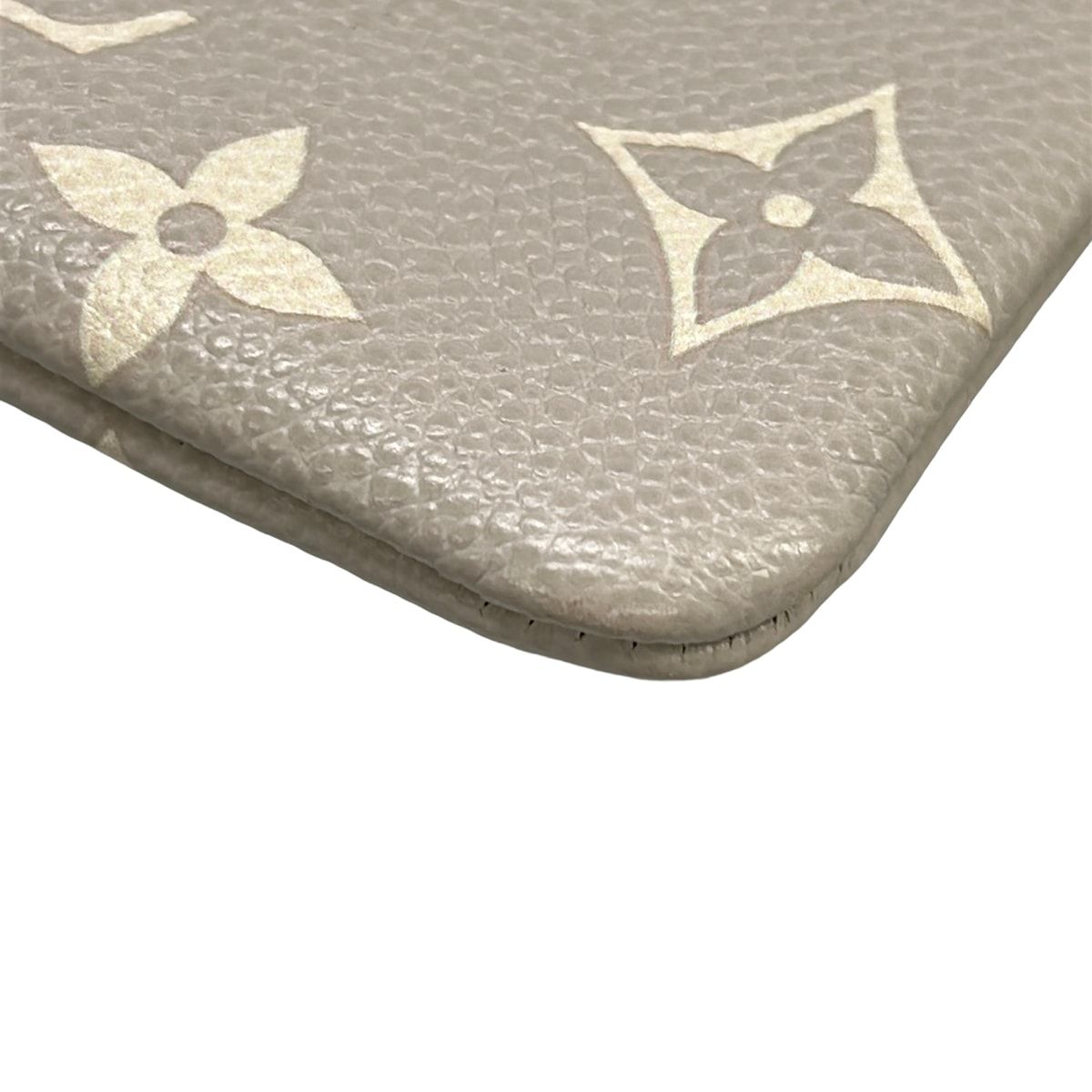 Louis Vuitton Coin Case Bicolor Monogram Empreinte Pochette Cles Brume Gray — view 5