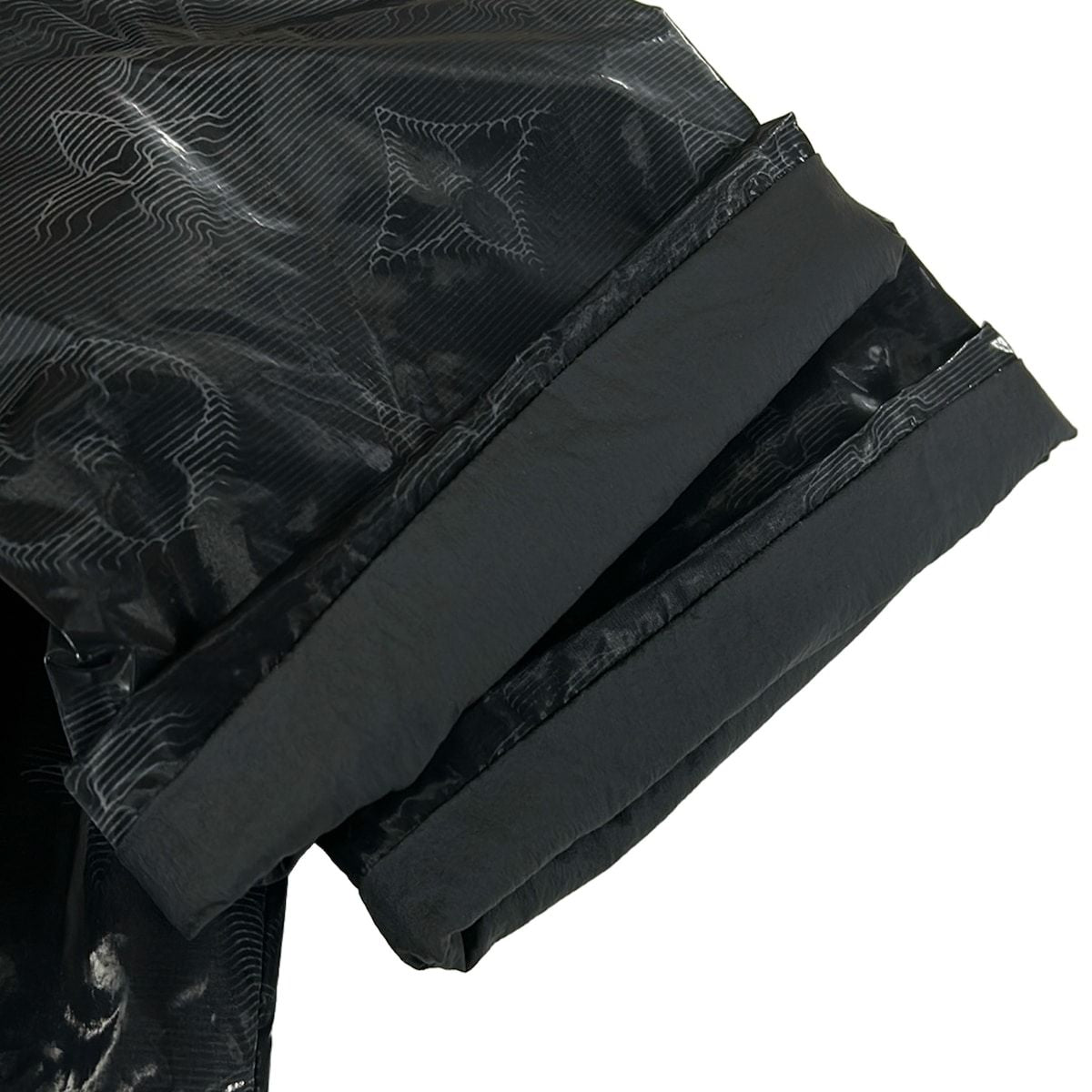 Louis Vuitton Short Sleeve Top S Technical Short Black Crew Neck Collection — view 7