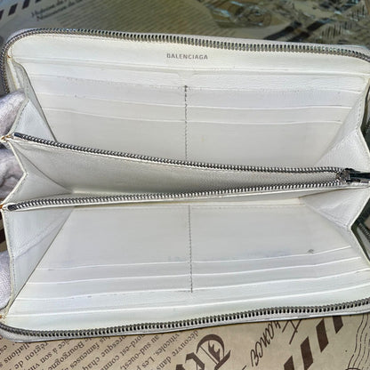 Balenciaga Wallet Leather White Round Card Billfold — view 7