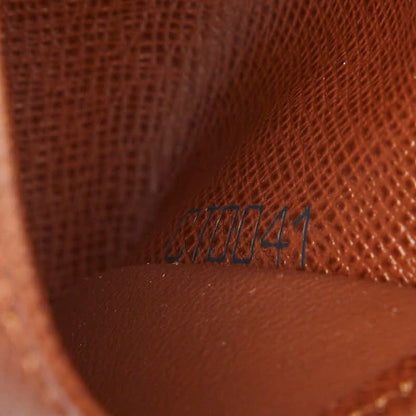 Louis Vuitton Monogram Multicles 6 Key Case 6 Brown Leather 1- Key Holder — view 8