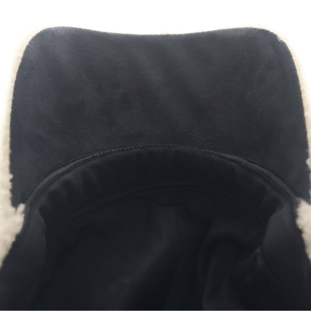 Louis Vuitton Cap Shearling Lambskin Black White Hat — view 6