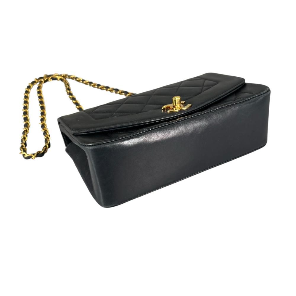 Chanel Shoulder Bag Diana 22 Single Flap Crossbody CC Logo Black Gold — view 3