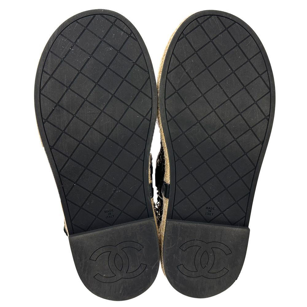 Chanel Sandals CC Logo Leather Thong Black Gold 39 Chain Summer Thick Sole — view 6