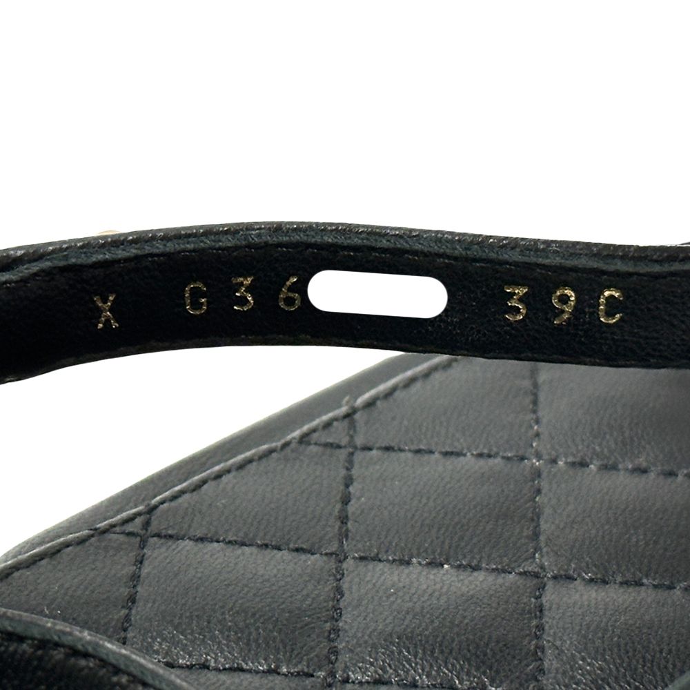Chanel Sandals CC Logo Leather Thong Black Gold 39 Chain Summer Thick Sole — view 8