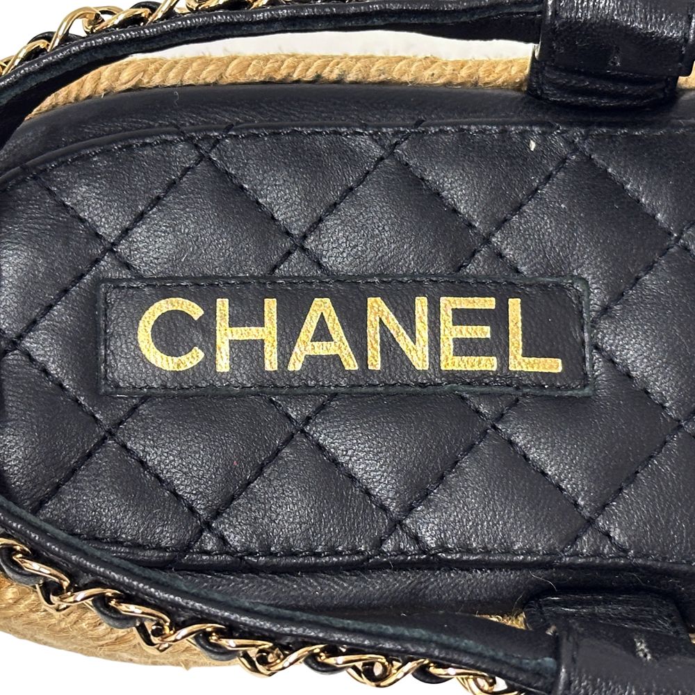 Chanel Sandals CC Logo Leather Thong Black Gold 39 Chain Summer Thick Sole — view 7