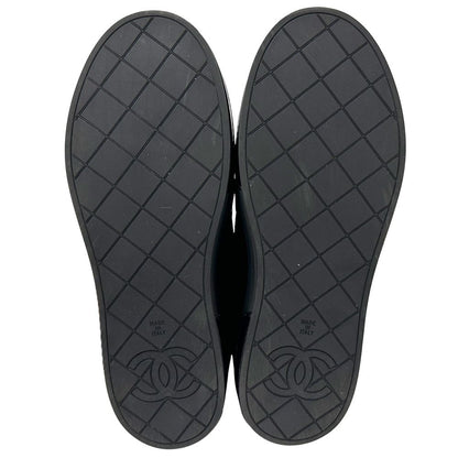 Chanel Shoes Quilted Leather Slip on Black Gold 39 Sneakers Thick Sole — view 6