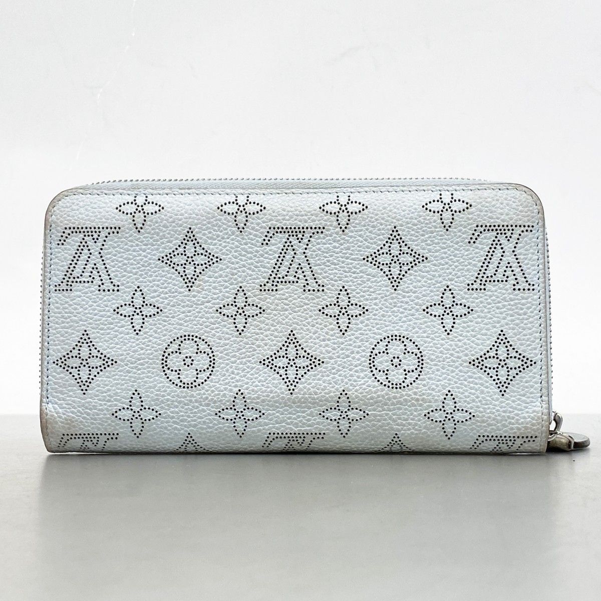 Louis Vuitton Wallet Mahina Zippy Blue Olympe — view 9