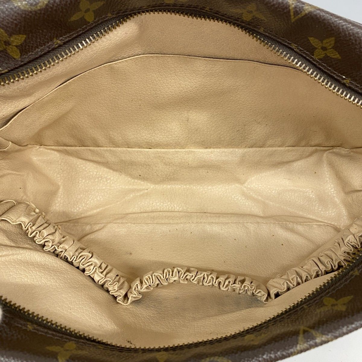 Louis Vuitton Pouch Monogram Trousse Toilet 28 Brown — view 4