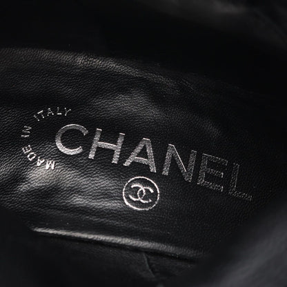 Chanel Boots CC Logo Short Leather — view 5