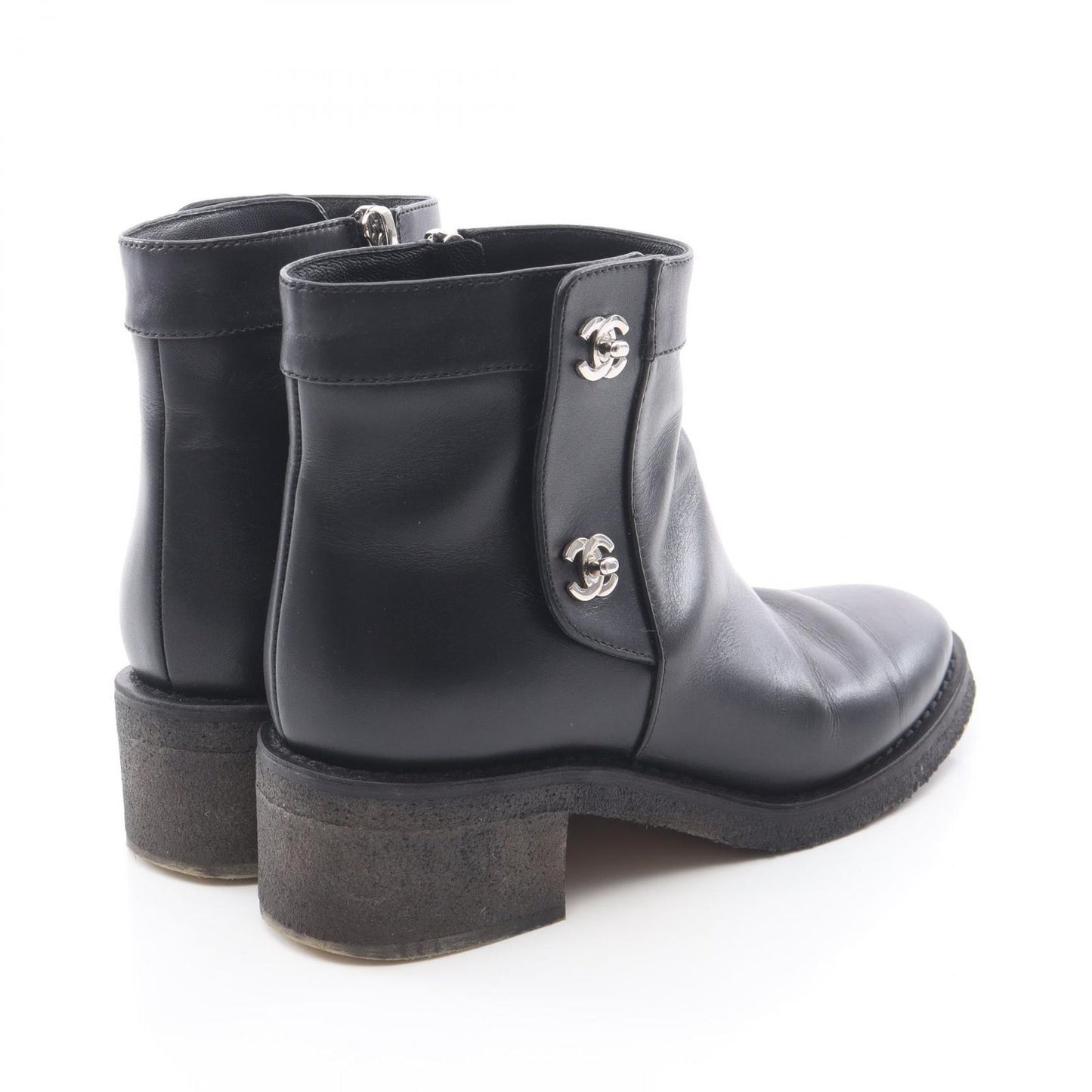 Chanel Boots CC Logo Short Leather — view 2