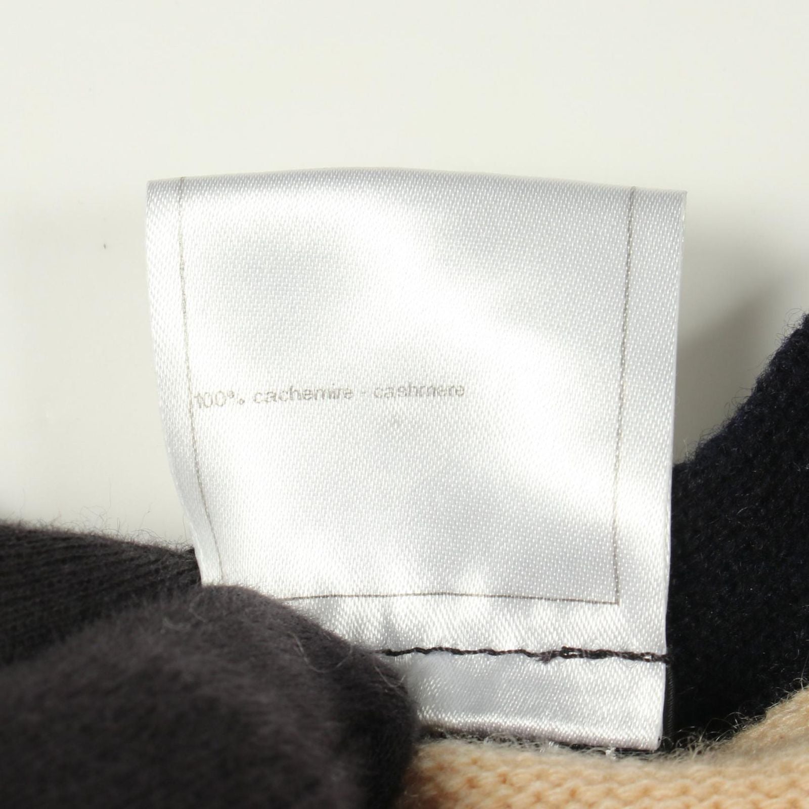 Chanel Cardigan CC Logo Button Long Cashmere — view 4