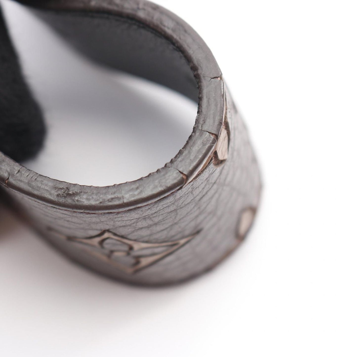 Louis Vuitton Belt Supreme Ceinture LV Initial Leather — view 6