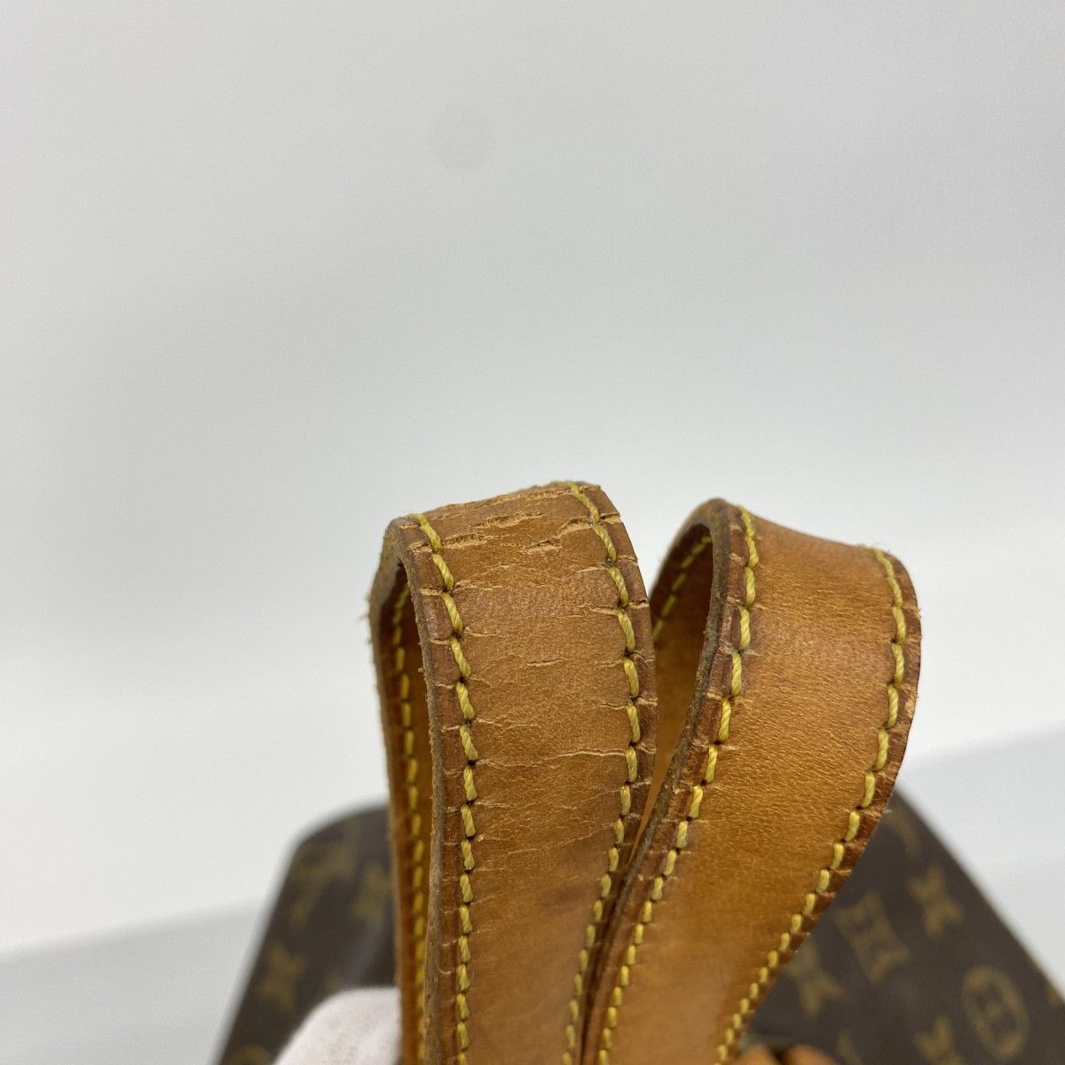 Louis Vuitton Boston Bag Monogram Sac Spool 35 Brown — view 7