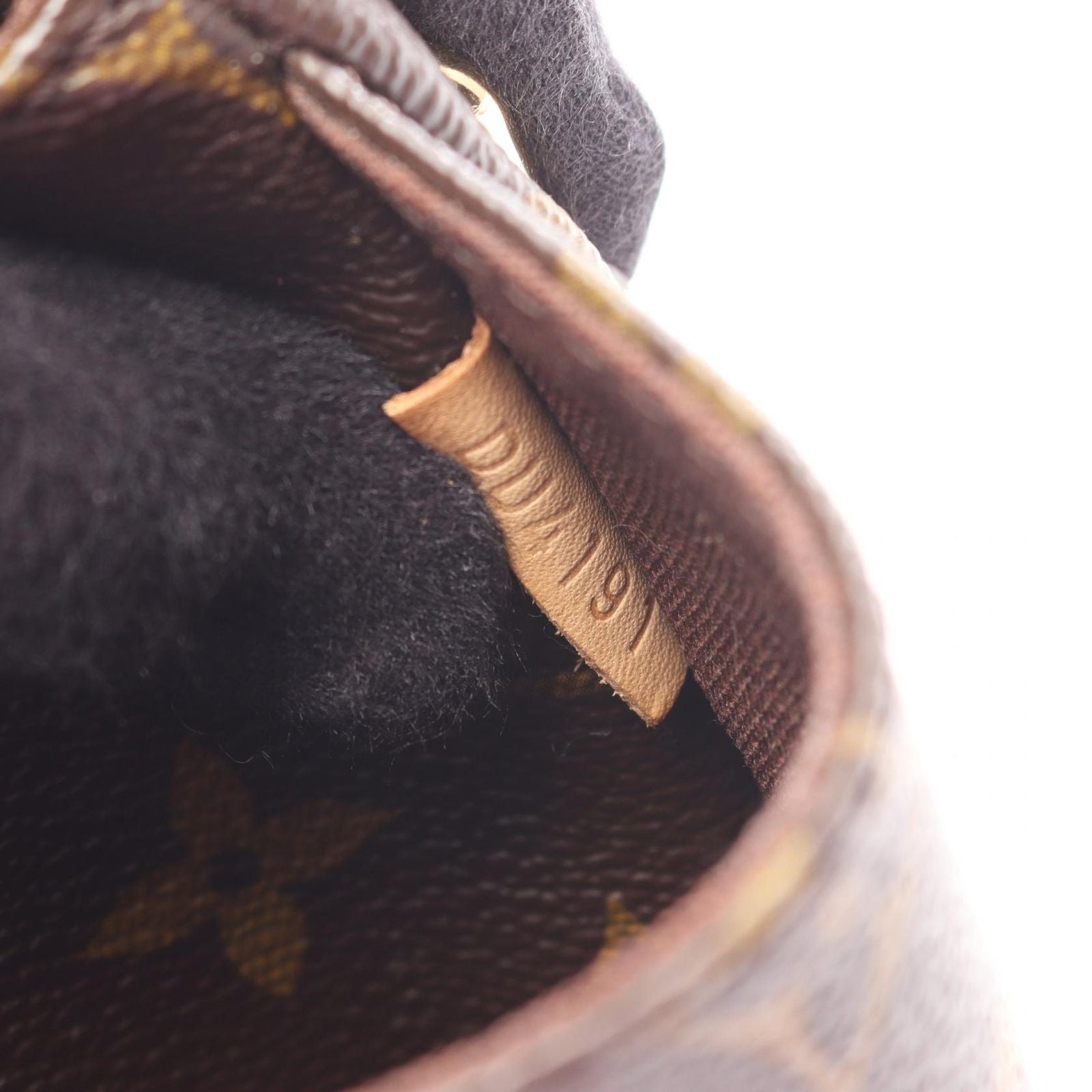 Louis Vuitton Shoulder Bag Menilmontand PM Canvas Leather Menilmontant PM — view 5