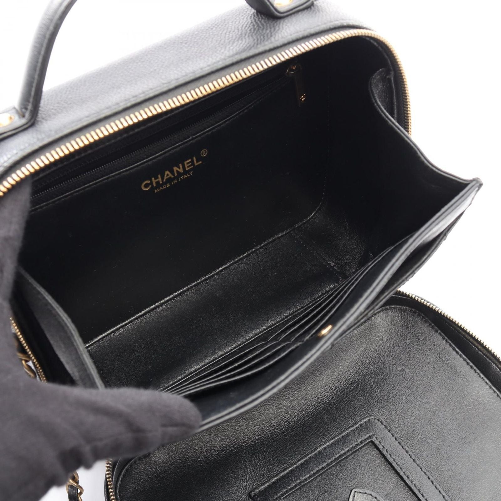 Chanel Shoulder Bag CC Filigree Quilted Vanity 2-Way Black Caviar Leather CC — view 3