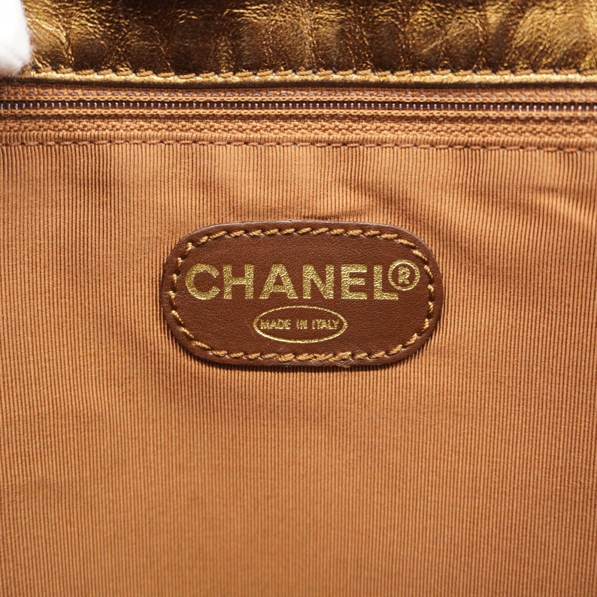 Chanel Shoulder Bag Lambskin Blanc Gold — view 5