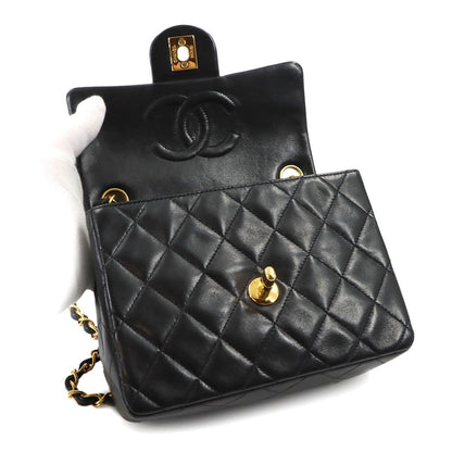 Chanel Mini Quilted Chain Shoulder Bag Lambskin Black Gold Vintage — view 7