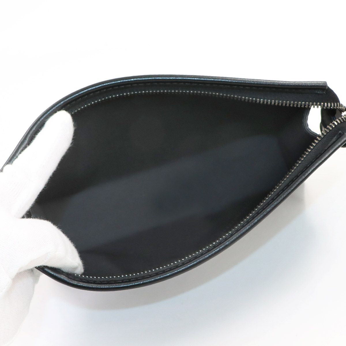 Louis Vuitton Monogram Eclipse Reverse Gaston Wearable — view 6