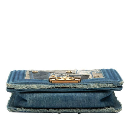 Chanel CC Logo Boy 20 Chain Shoulder Bag Patchwork Blue Multicolor Denim — view 3