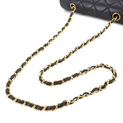 Chanel Diana Quilted 22 Chain Shoulder Bag Leather Black Vintage — view 6