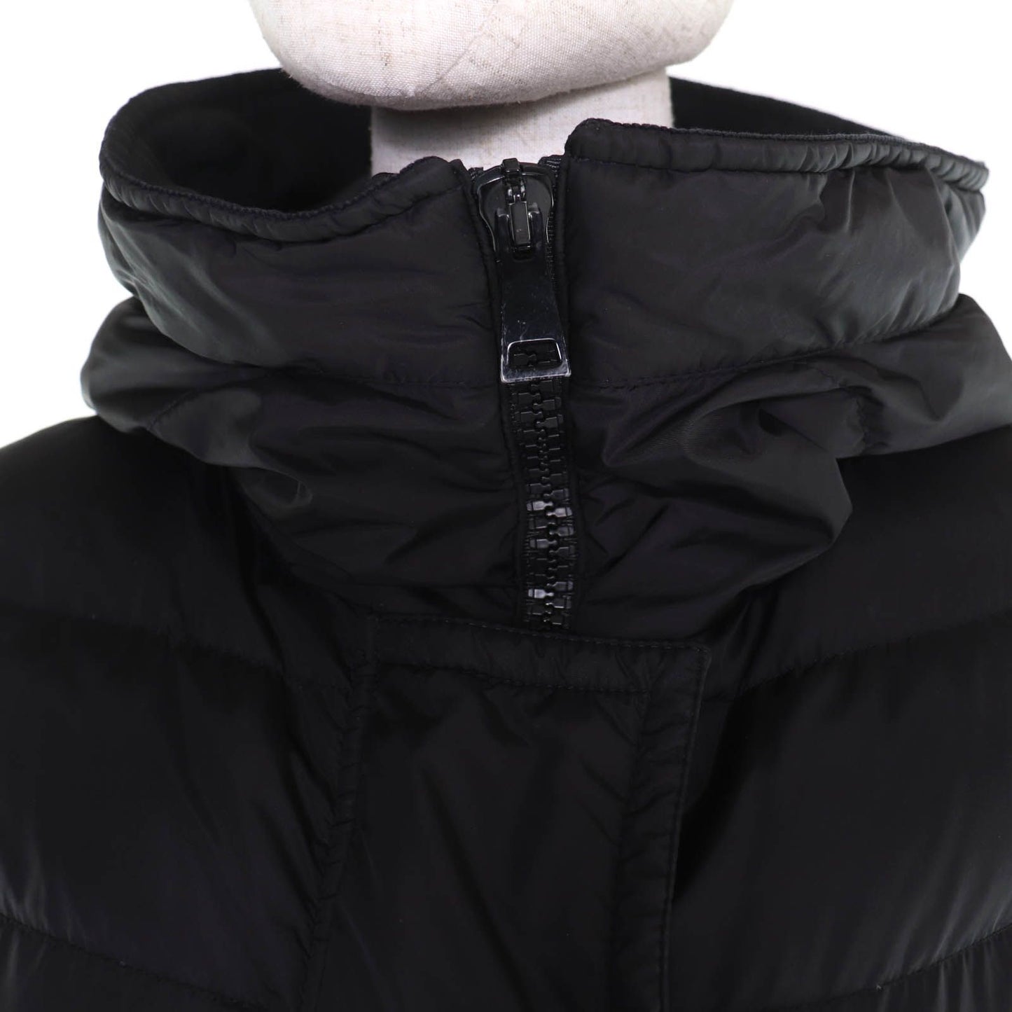 Moncler Grive Logo Patch Hooded Long Length Down Jacket Coat Black — view 4