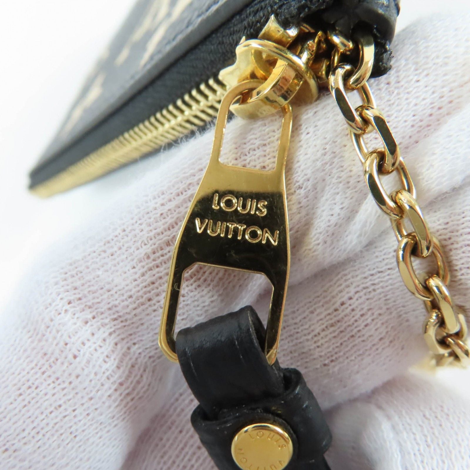 Louis Vuitton Card & Key Case Pochette Cles Monogram Empreinte Coin Black Beige — view 8