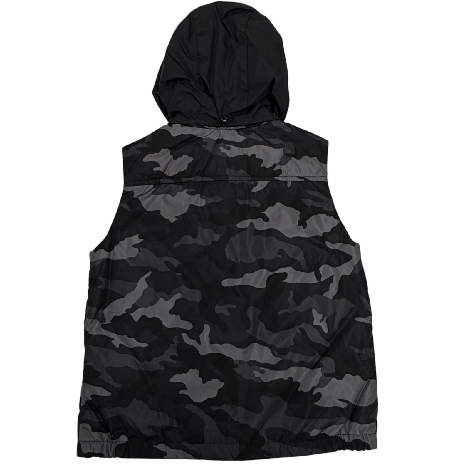 Moncler Drums Gilet Logo Patch Camouflage Pattern Down Jacket Vest Black Gray — view 2