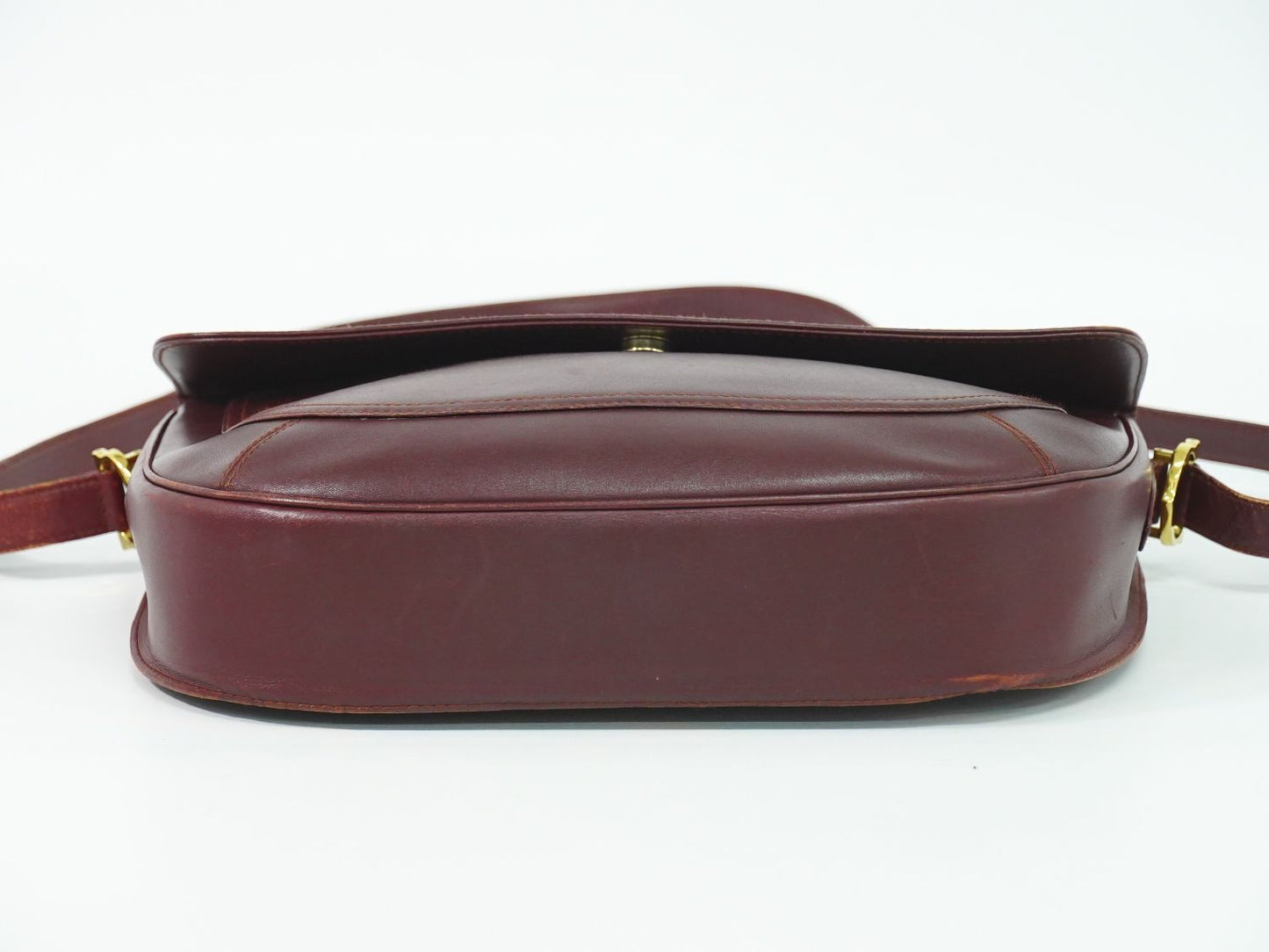 Cartier Must Line Shoulder Bag Pochette Leather Bordeaux — view 3