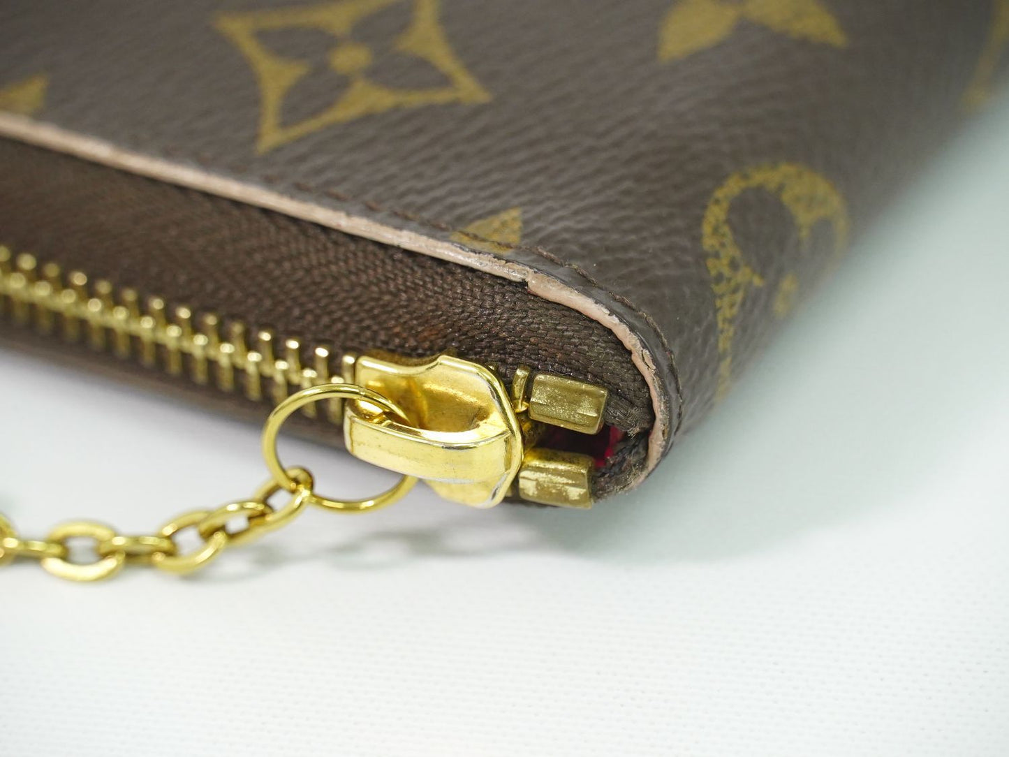 Louis Vuitton LV Portefeuille Clemence Flower Charm Monogram Wallet Brown — view 6