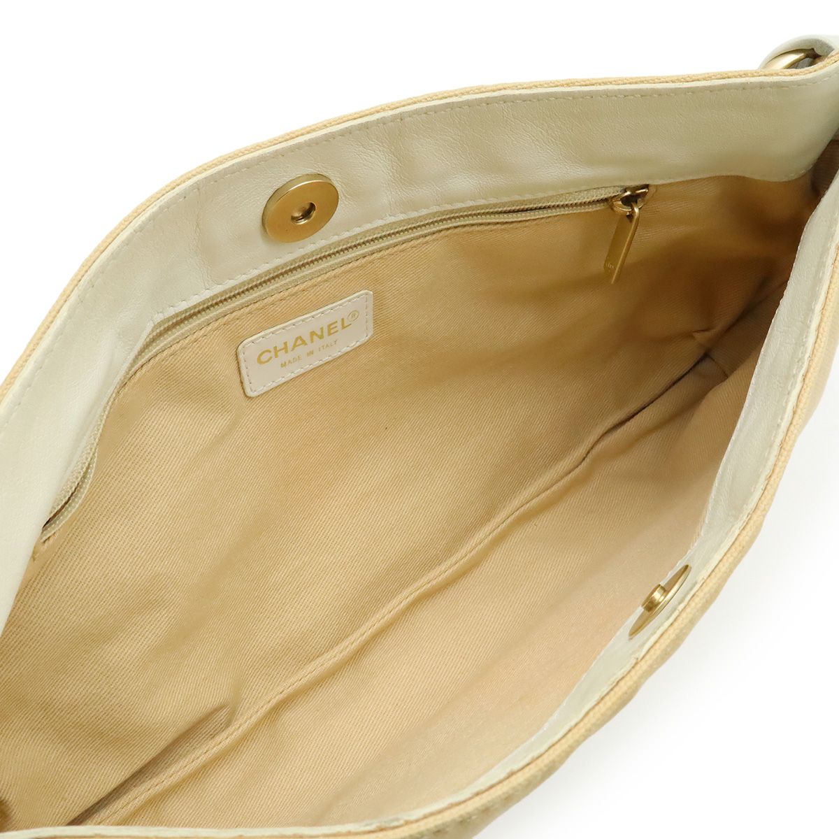 Chanel CC Logo Chain Shoulder Bag Canvas Leather White Beige Gold — view 4