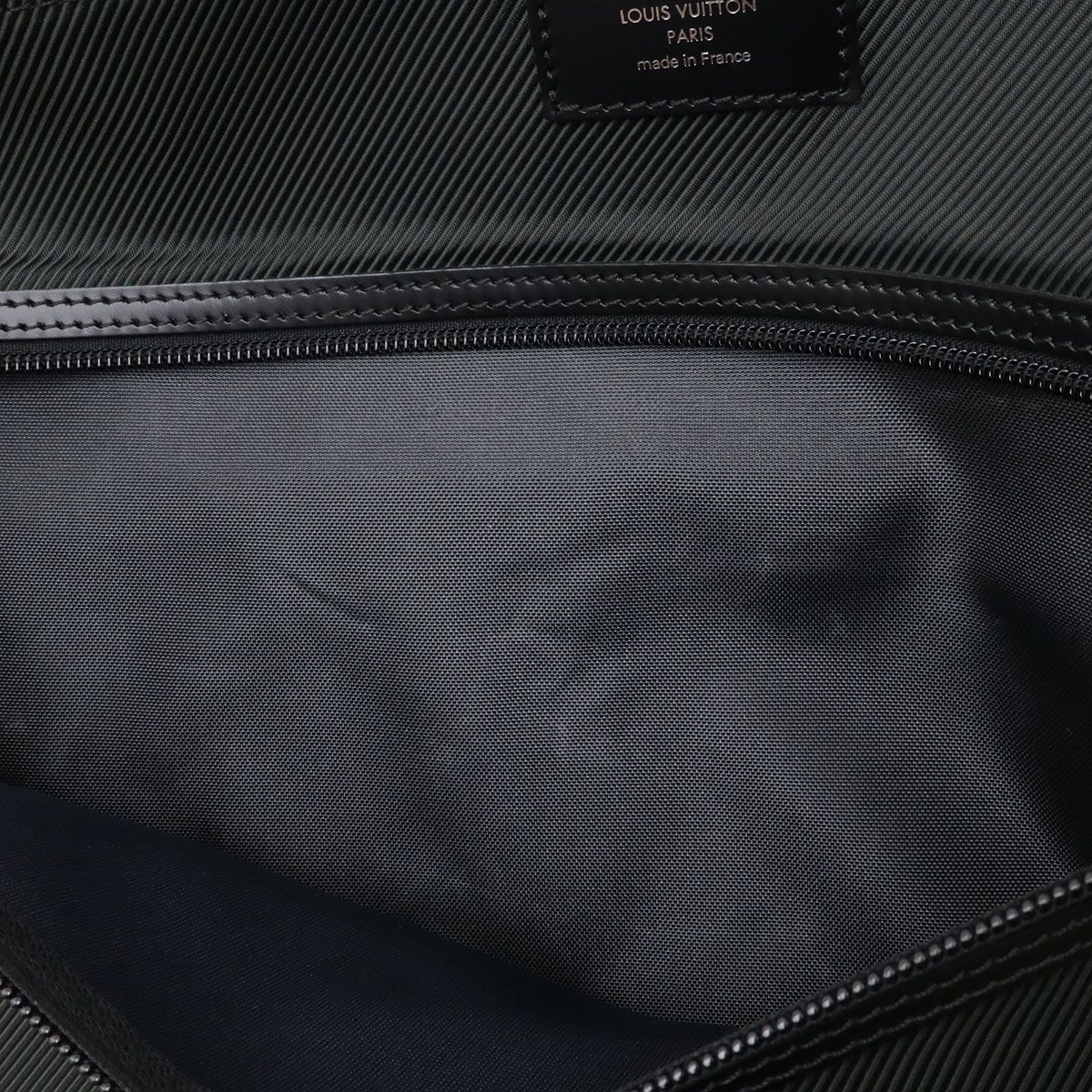 Louis Vuitton Taiga Portable Gibessiere Garment Carry Cover Shoulder Bag Ardoise — view 8
