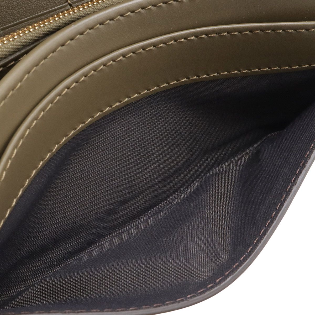 Fendi FF Diamond Chain Wallet Clutch 2-Way Pochette Leather Gray Gold — view 7