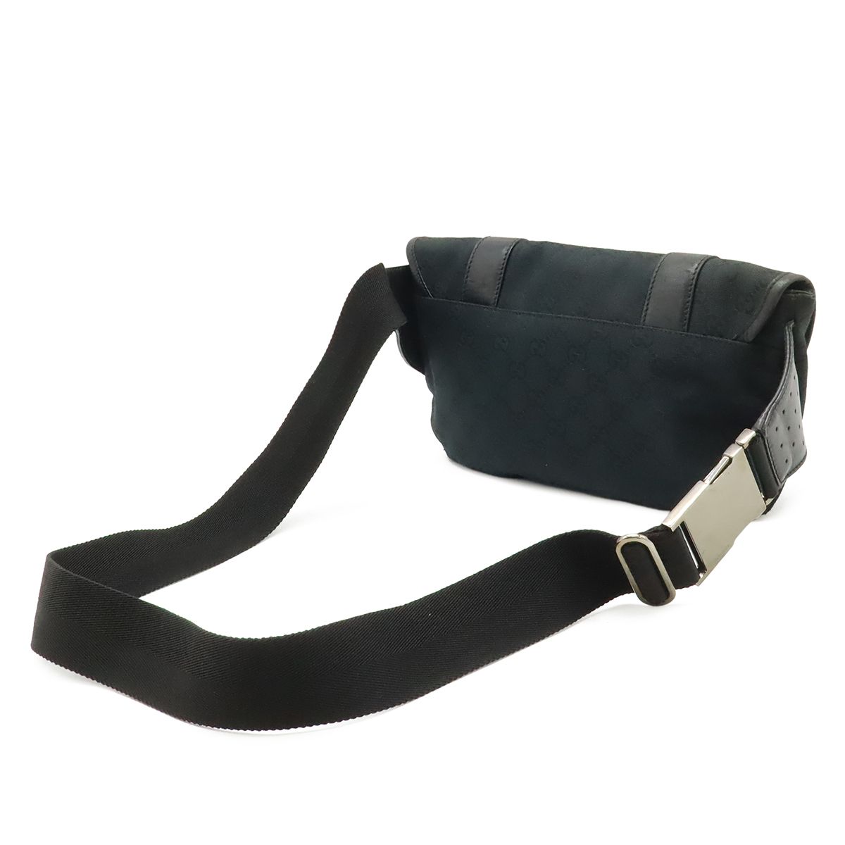 Gucci GG Canvas Belt Bag Waist Pouch Leather Black Silver — view 2