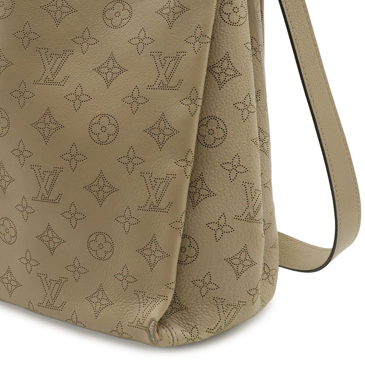 Louis Vuitton Mahina Babylon PM Shoulder Bag 2-Way Leather Gale Sand Beige — view 8