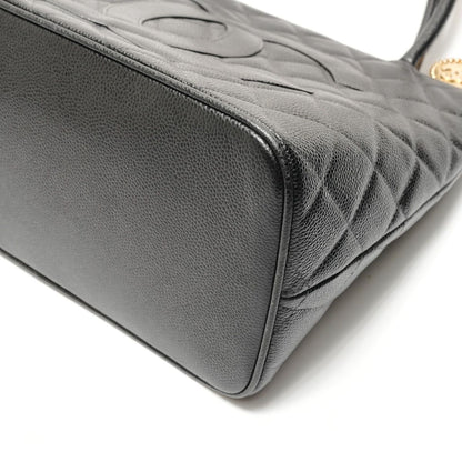 Chanel Tote Caviar Leather Medallion CC Logo — view 6