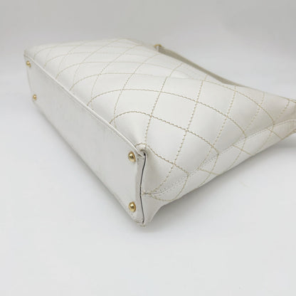 Chanel Wild Stitch Shoulder Bag — view 8