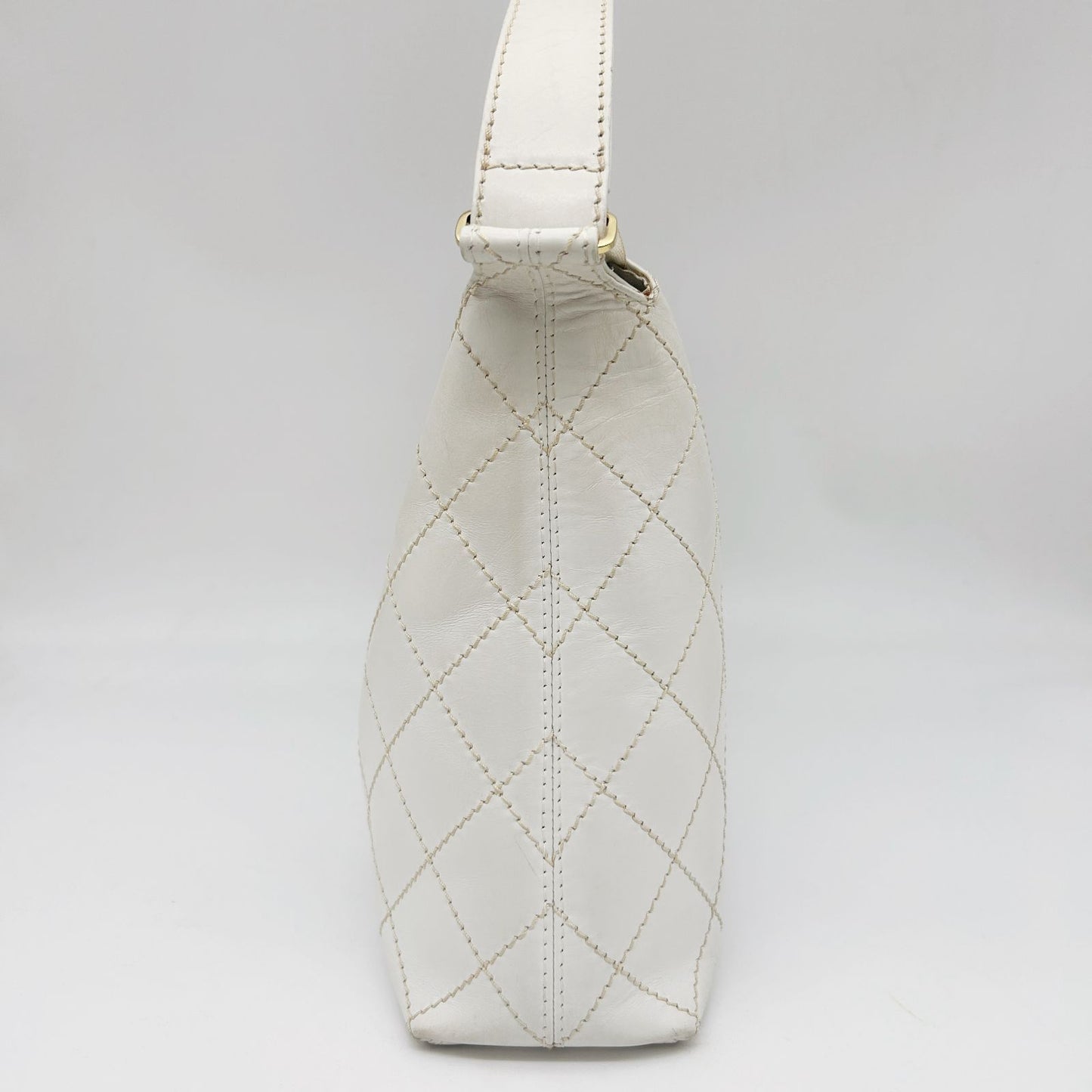 Chanel Wild Stitch Shoulder Bag — view 4