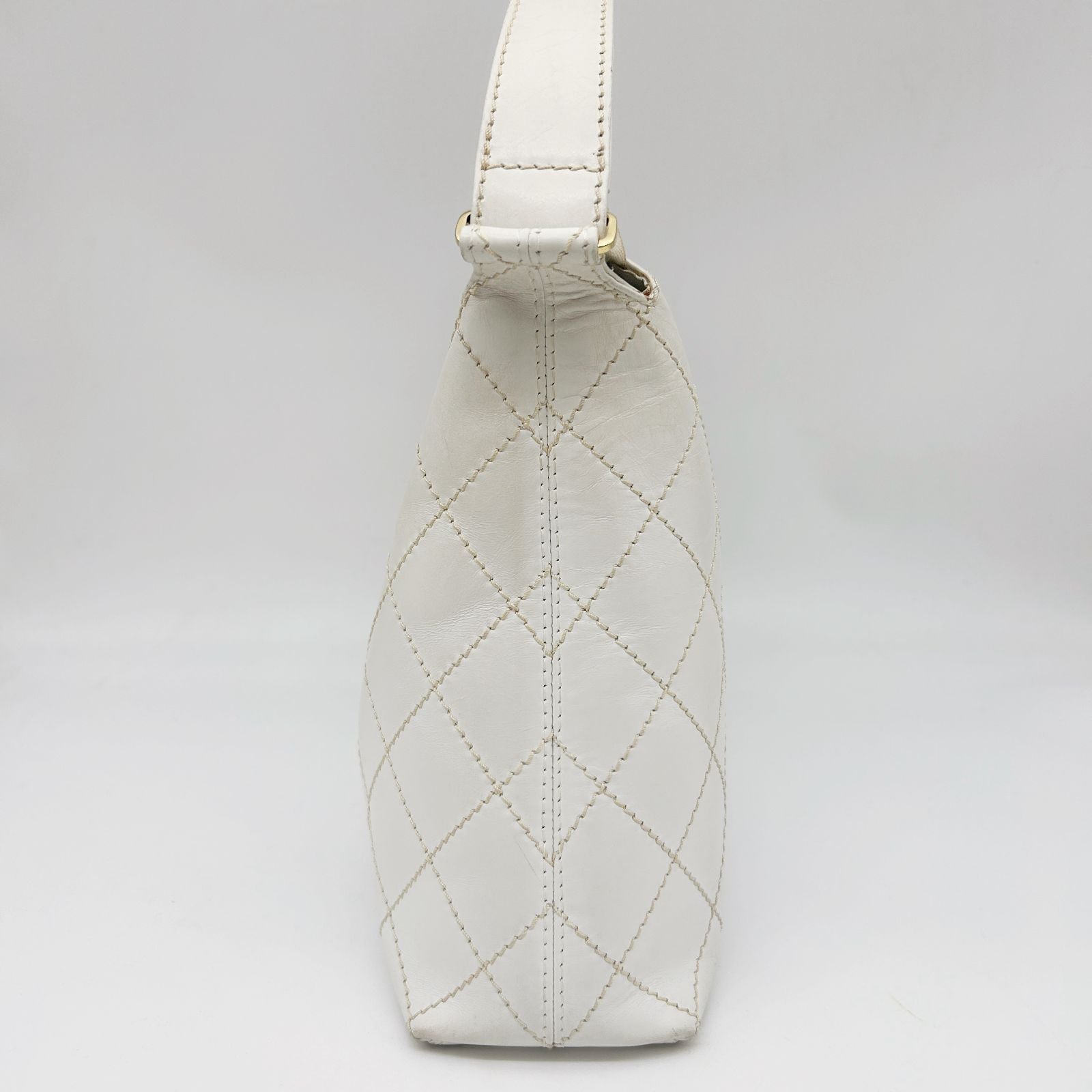 Chanel Wild Stitch Shoulder Bag — view 4