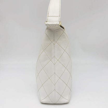 Chanel Wild Stitch Shoulder Bag — view 4