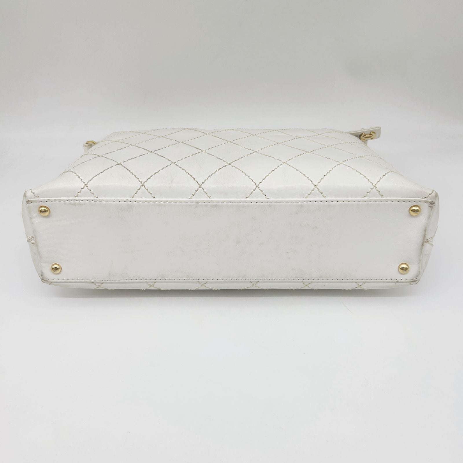 Chanel Wild Stitch Shoulder Bag — view 9