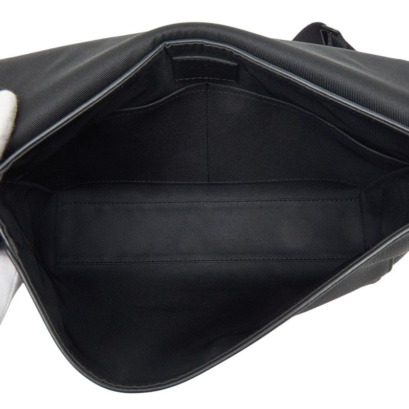 Louis Vuitton LV Aerogram Takeoff Messenger Bag Crossbody Black Leather — view 8