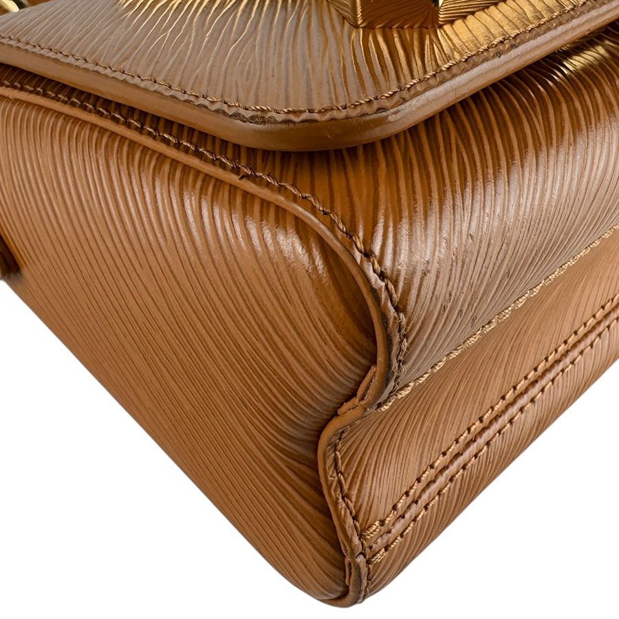 Louis Vuitton Shoulder Bag Twist Lock XL — view 8
