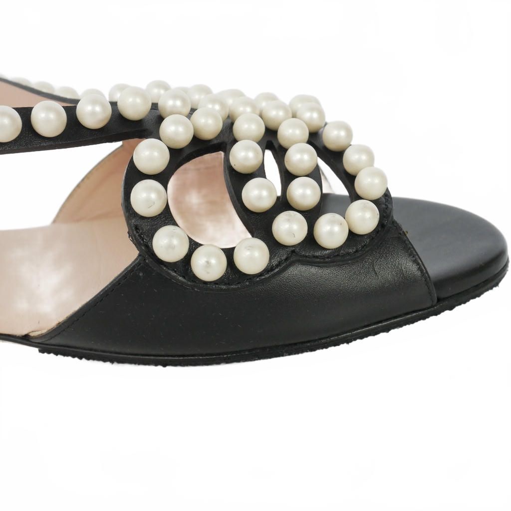 Fendi Faux Pearl Flat Sandals Leather Ankle Strap 39 Black — view 6